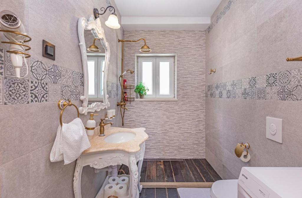 Apartments More Luxury Sobra Εξωτερικό φωτογραφία