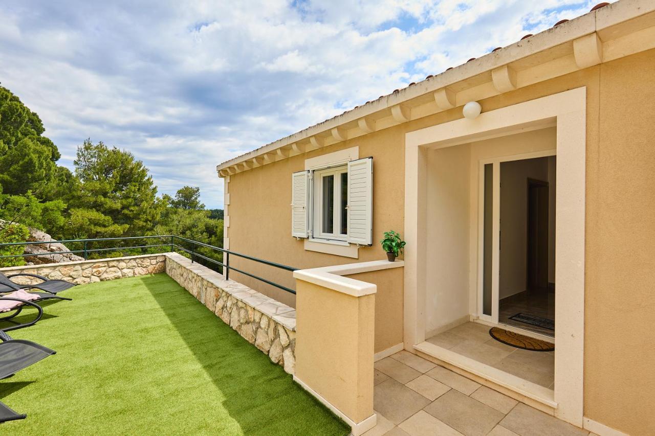 Apartments More Luxury Sobra Εξωτερικό φωτογραφία